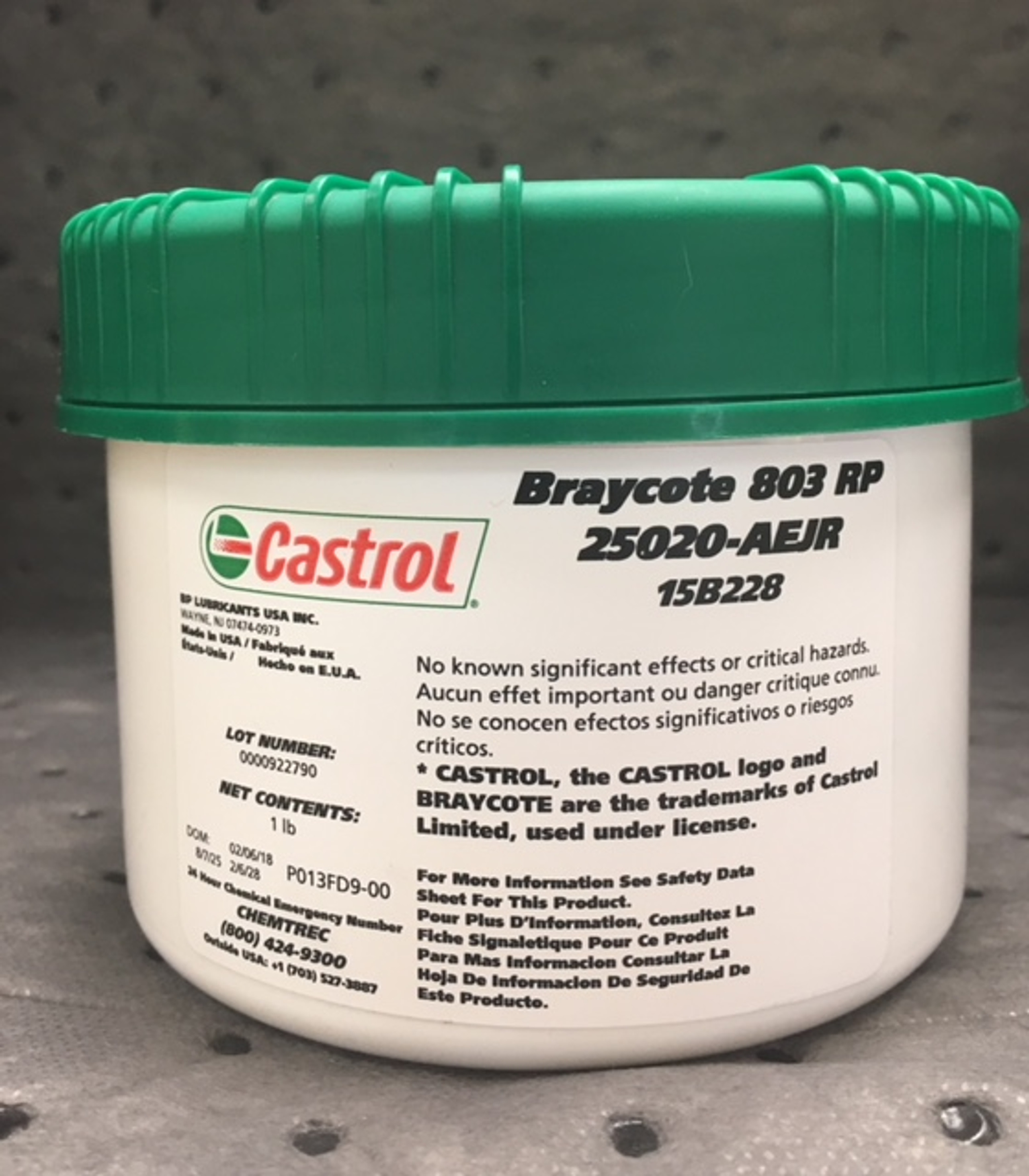 Castrol Braycote 803 RP被开发用于预期长期暴露于高温或硬真空的应用。本产品完全兼容直接或间接接触液态和气态氧（LOX/GOX）。Castrol Braycote 803 RP在暴露于强酸和氧化剂时是稳定的。一般来说，全氟润滑脂由于其固有的惰性而具有优异的保质期。